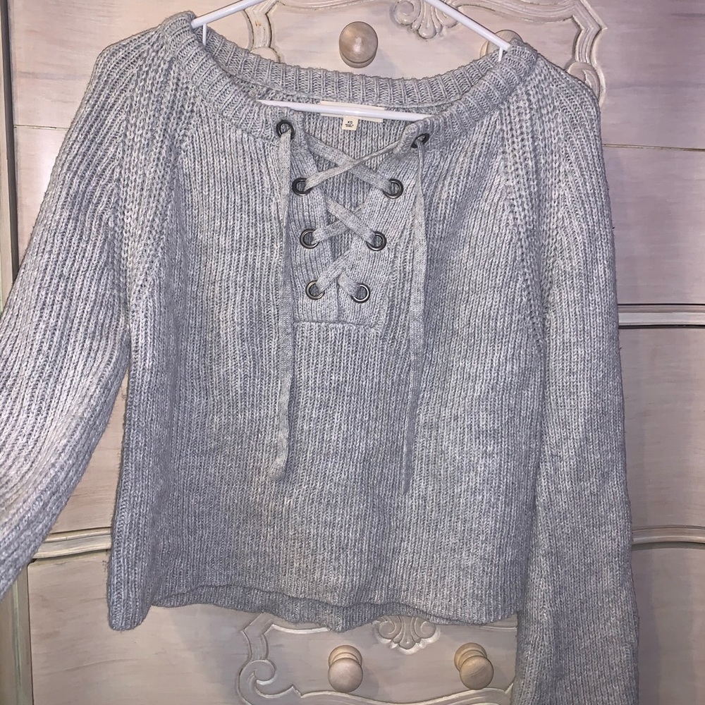 Grey sweater
